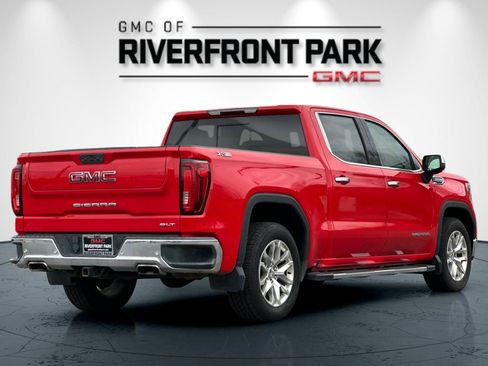 Used 2019 GMC Sierra 1500 SLT image 3