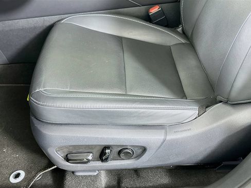 Used 2024 Lexus RX 350 FWD image 19