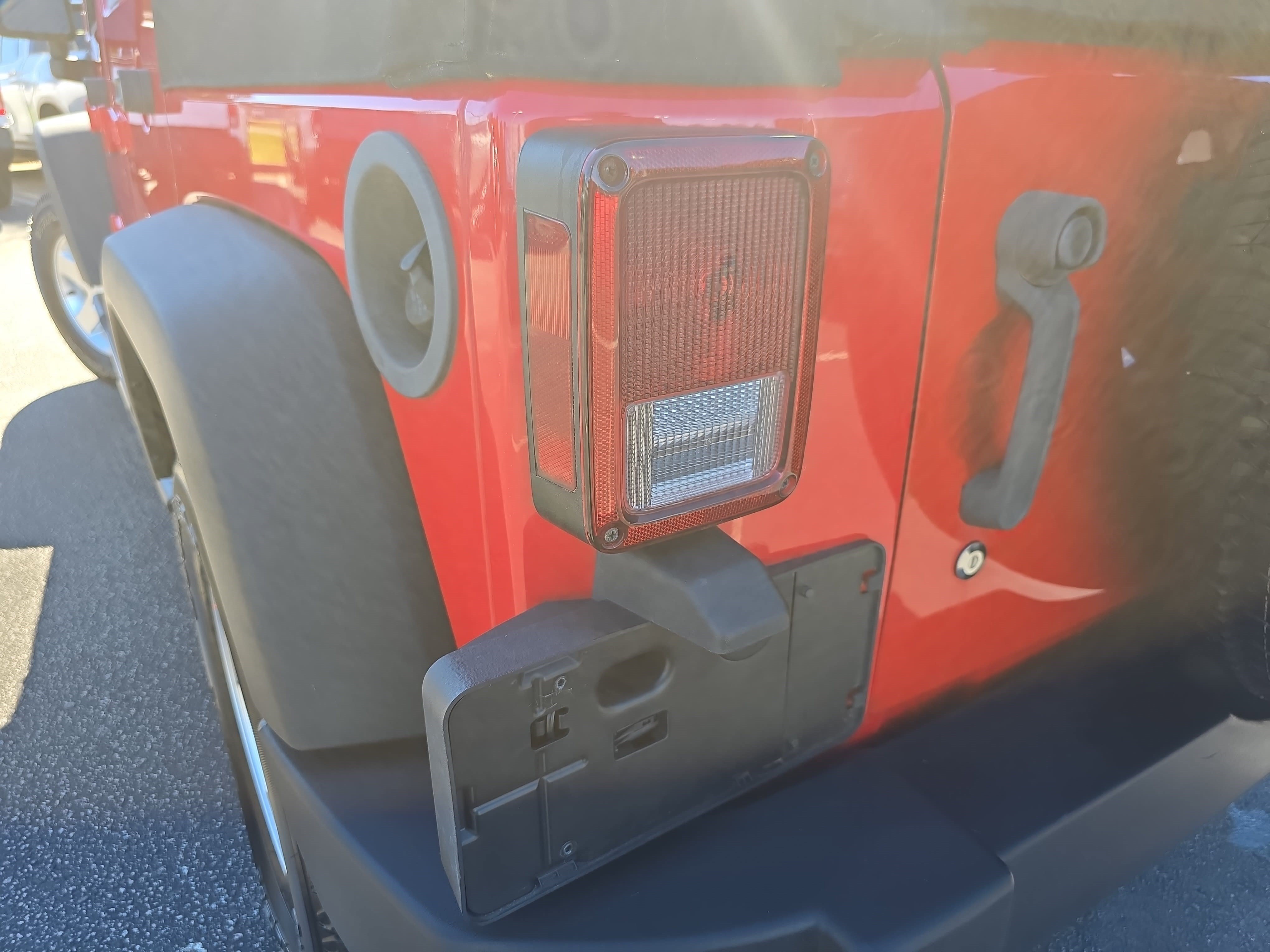 Used 2015 Jeep Wrangler Unlimited Sport w/ Quick Order Package 24S AWD/4WD image 29
