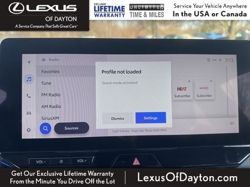 Used 2023 Toyota Venza XLE image 23