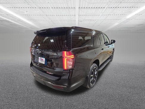 Used 2021 Chevrolet Suburban RST image 6