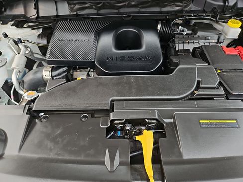 Certified 2025 Nissan Murano SV AWD/4WD image 27