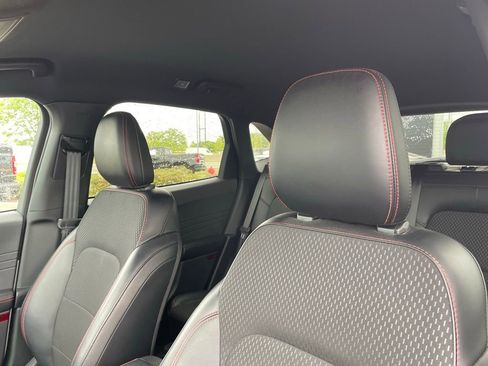 Used 2025 Ford Escape ST-Line image 23