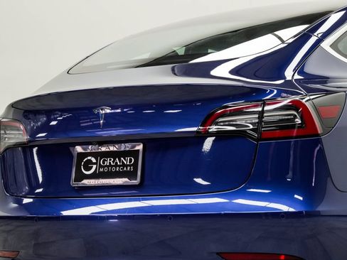 Used 2020 Tesla Model 3 Standard Range Plus RWD image 11