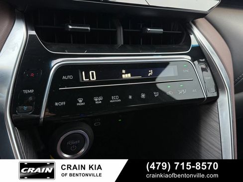 Used 2023 Toyota Venza Limited AWD/4WD image 17