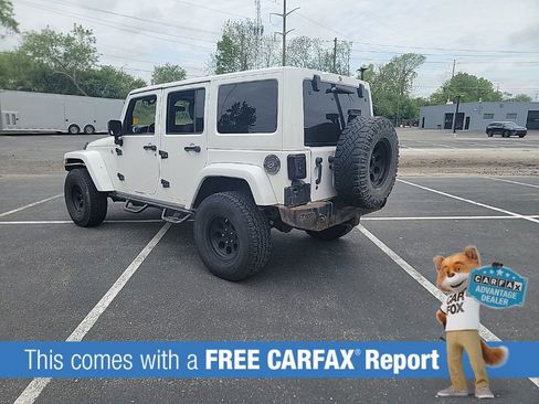Used 2012 Jeep Wrangler Unlimited Sahara w/ Dual Top Group AWD/4WD image 3
