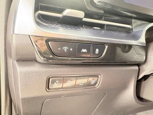 Used 2024 Kia Carnival SX Prestige FWD image 26