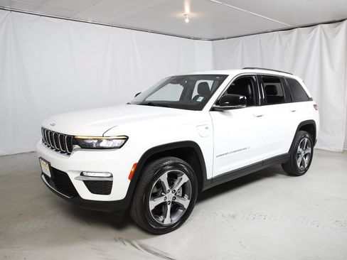 Used 2022 Jeep Grand Cherokee Limited 4xe AWD/4WD image 20