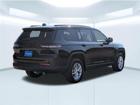 Used 2024 Jeep Grand Cherokee L Limited w/ Black Appearance Package AWD/4WD image 6