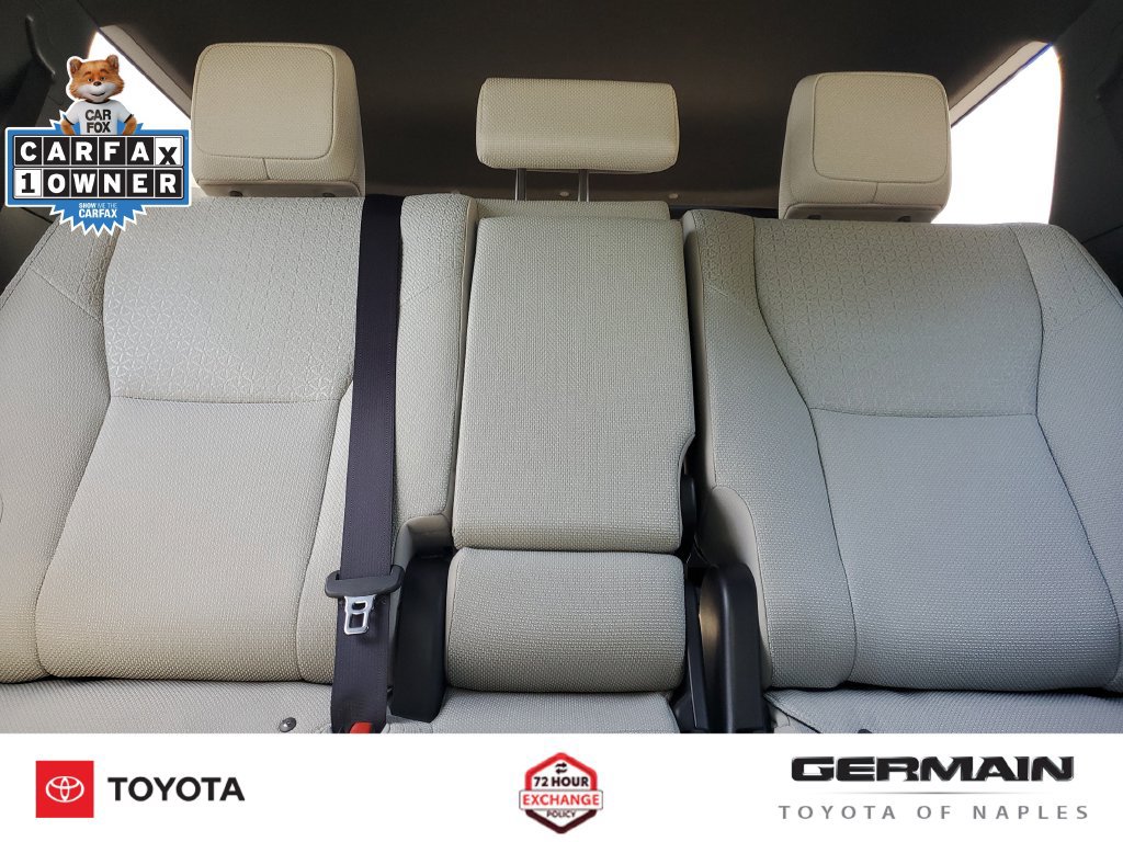Certified 2025 Toyota 4Runner SR5 AWD/4WD image 30