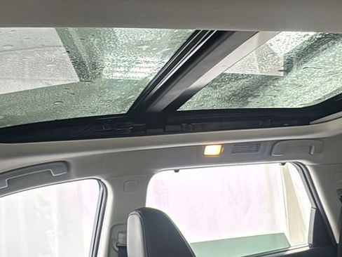 Used 2024 Nissan Pathfinder SL w/ SL Premium Package image 35