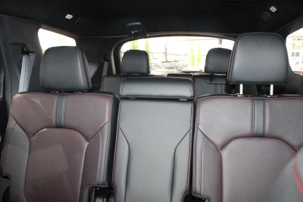 Used 2025 Honda Pilot Black Edition image 54