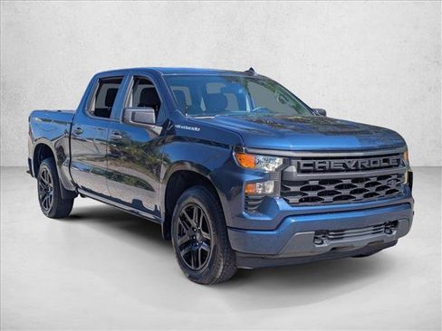 Used 2022 Chevrolet Silverado 1500 Custom RWD image 3