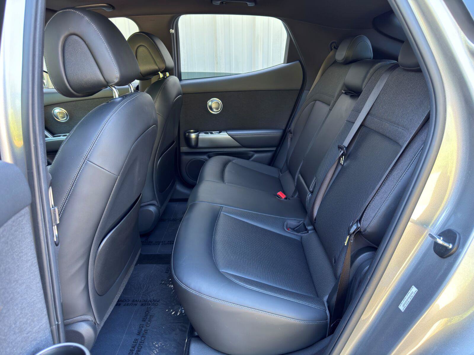 Used 2025 Genesis GV60 RWD image 43