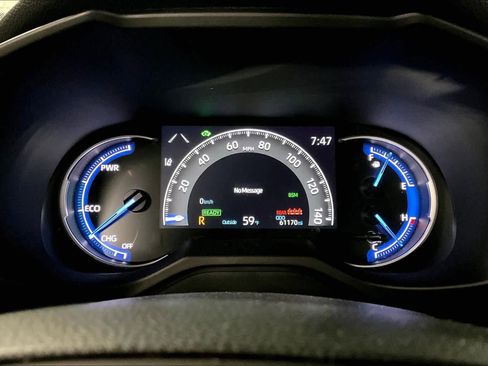 Used 2024 Toyota RAV4 XLE image 21