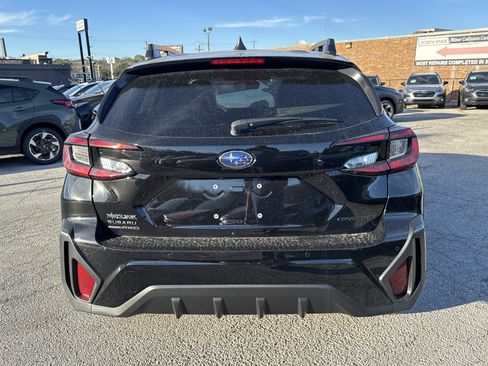 New 2026 Subaru Crosstrek 2.5i Limited w/ Crosstrek Mirror Package image 4
