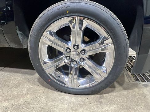 Used 2017 Chevrolet Tahoe Premier image 9