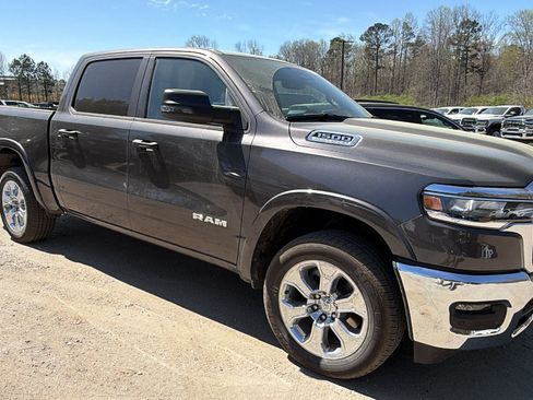 New 2026 RAM 1500 Big Horn AWD/4WD image 5