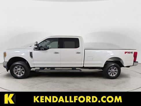 Used 2018 Ford F350 Lariat AWD/4WD image 2