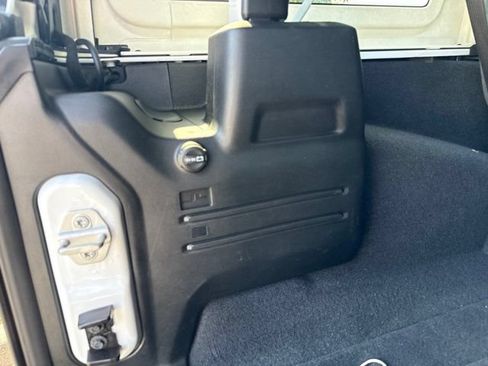 Used 2020 Jeep Wrangler Unlimited Sahara AWD/4WD image 45