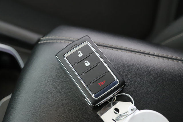Used 2025 Jeep Grand Cherokee Laredo X AWD/4WD image 21