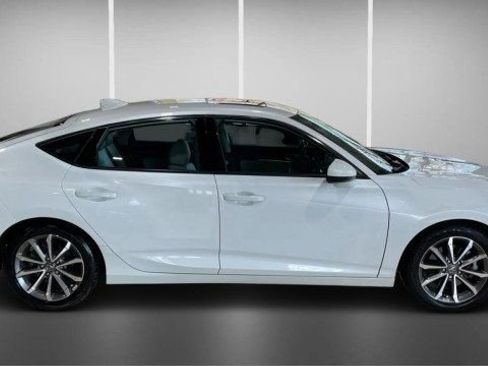 Used 2024 Acura Integra image 4