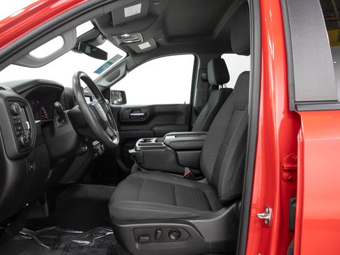 Used 2023 Chevrolet Silverado 1500 Custom AWD/4WD image 23