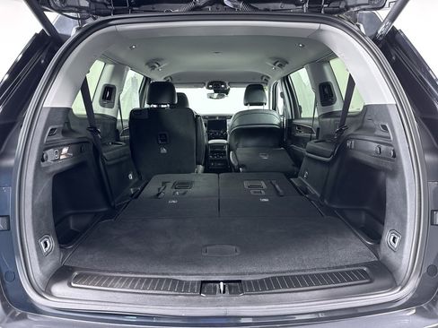 Used 2023 Jeep Grand Cherokee L Limited w/ Black Appearance Package image 6