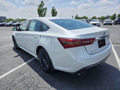 Used 2016 Toyota Avalon Touring FWD image 16