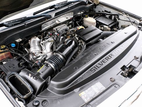 Used 2019 Chevrolet Silverado 3500 LTZ w/ Duramax Plus Package image 45