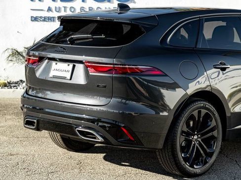 New 2026 Jaguar F-PACE R-Dynamic S image 7