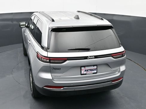 New 2026 Jeep Grand Cherokee Laredo X AWD/4WD image 29