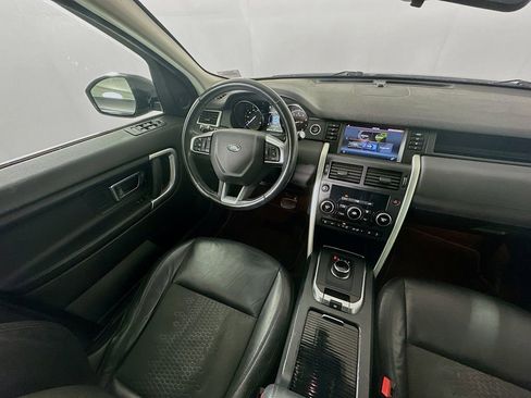 Used 2019 Land Rover Discovery Sport SE image 9