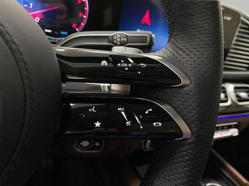 New 2026 Mercedes-Benz GLS 450 4MATIC image 18
