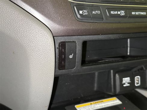 Certified 2021 Honda Pilot Special Edition image 29