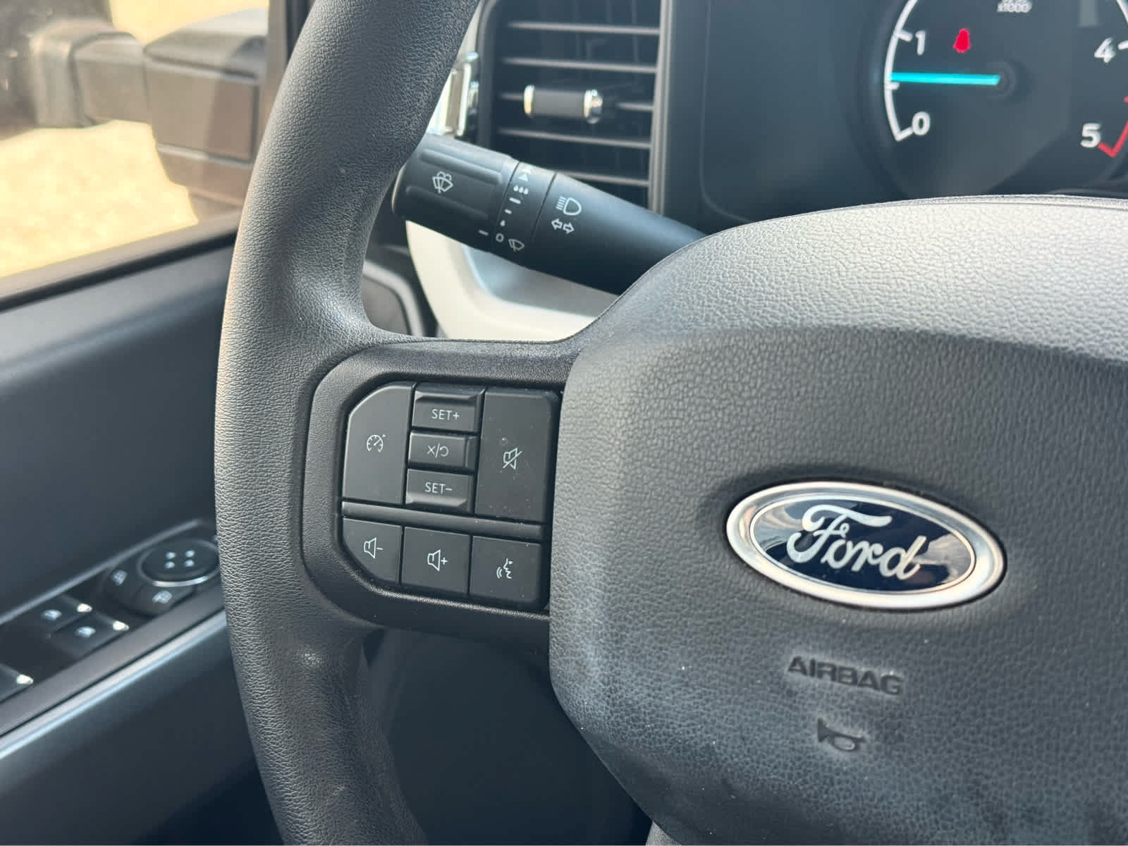 Used 2023 Ford F250 XL w/ STX Appearance Package AWD/4WD image 10