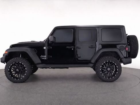 Used 2018 Jeep Wrangler Unlimited Sport S AWD/4WD image 4