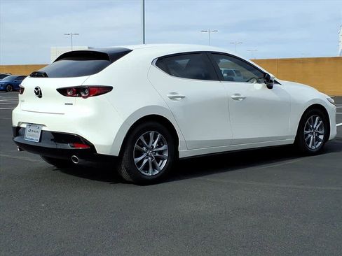 Used 2021 MAZDA MAZDA3 s image 7
