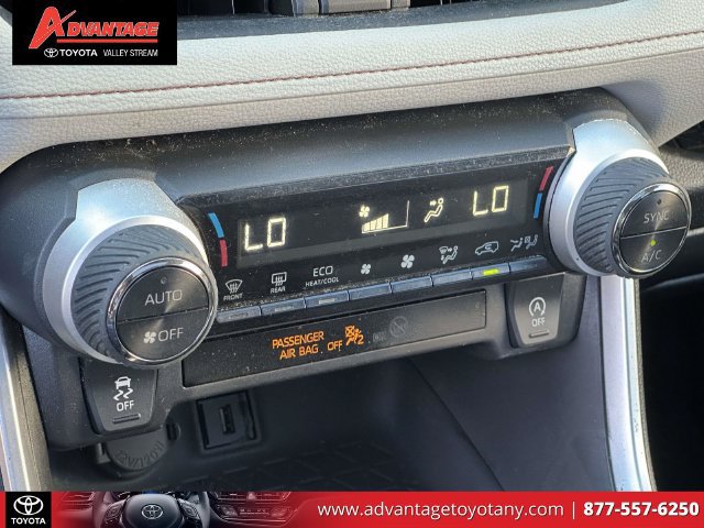 Certified 2021 Toyota RAV4 XLE w/ Convenience Package AWD/4WD image 33