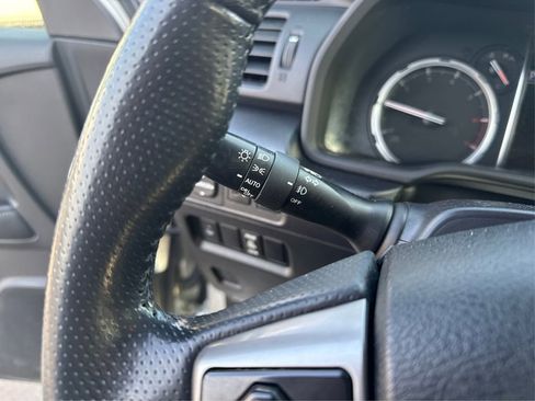 Used 2020 Toyota 4Runner Limited AWD/4WD image 22