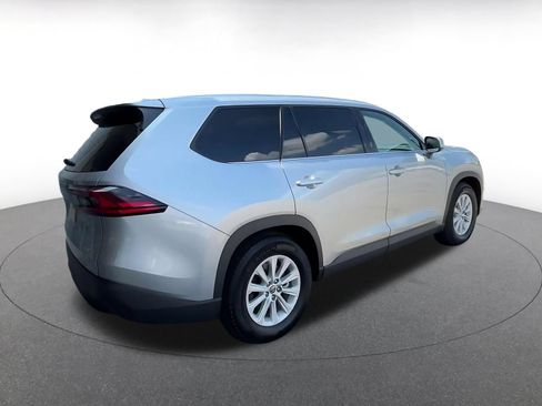 Used 2025 Toyota Grand Highlander FWD image 14
