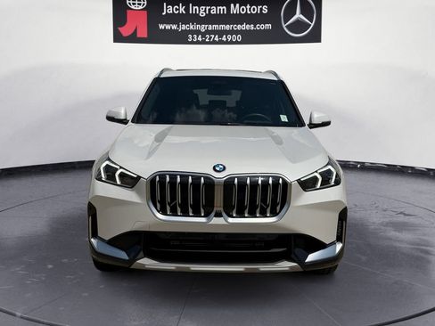 Used 2025 BMW X1 xDrive28i w/ Technology Package AWD/4WD image 8