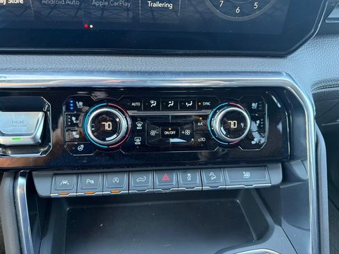 Used 2024 GMC Sierra 1500 Denali AWD/4WD image 13