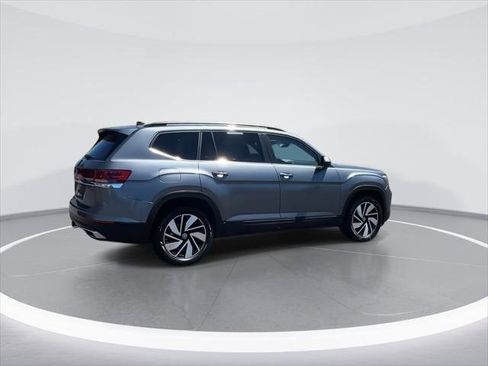 Certified 2024 Volkswagen Atlas SE AWD/4WD image 8