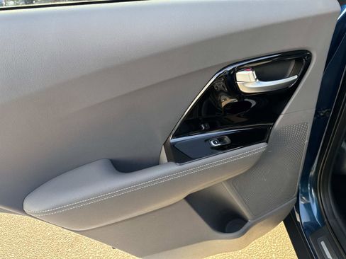 Used 2019 Kia Niro EX w/ Option Group 040 image 11