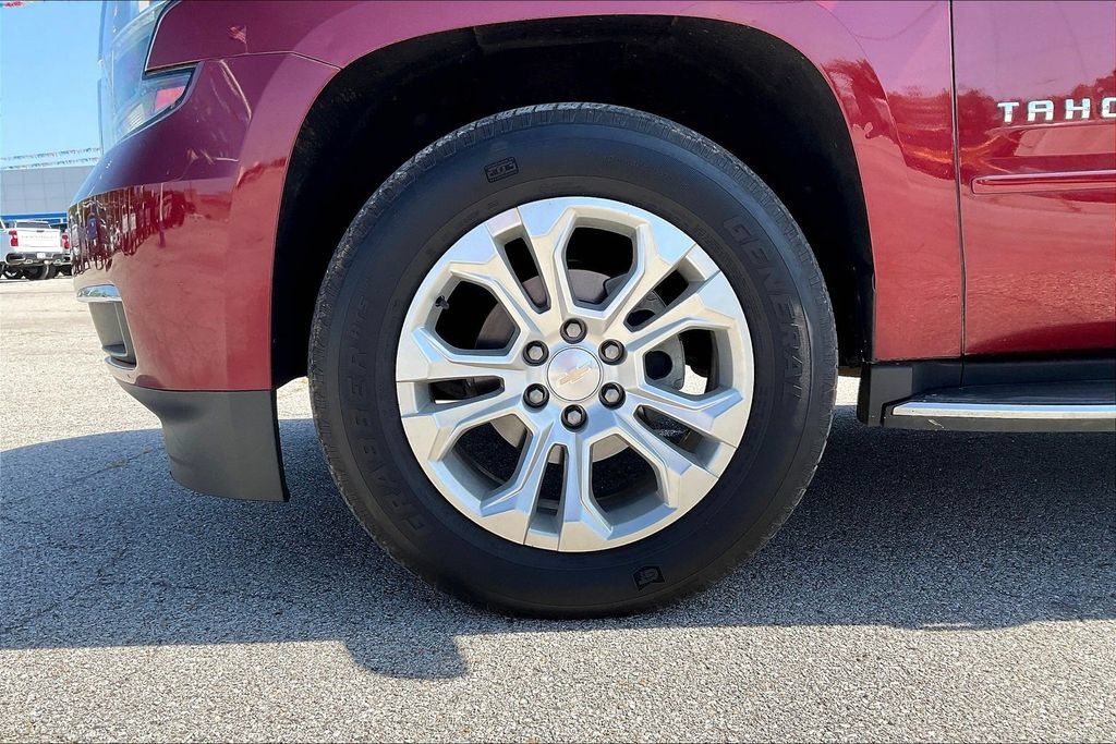 Used 2019 Chevrolet Tahoe Premier AWD/4WD image 31