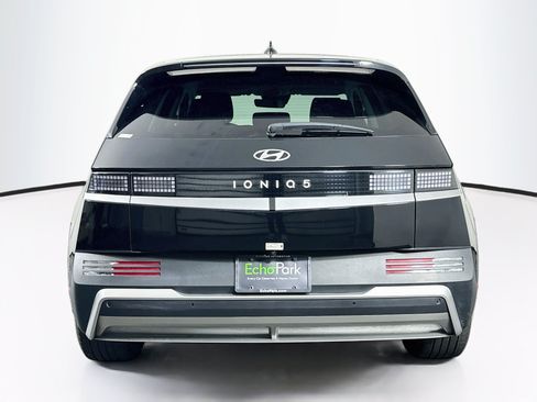 Used 2025 Hyundai Ioniq 5 SE RWD image 7