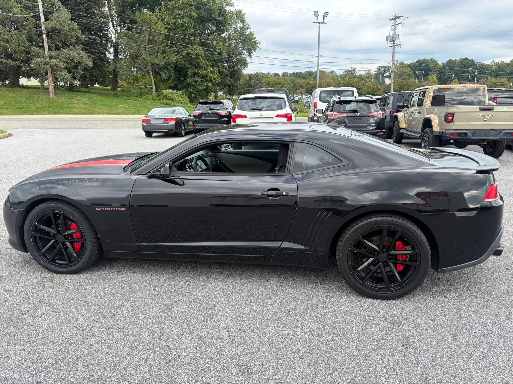 Used 2014 Chevrolet Camaro LS RWD image 16