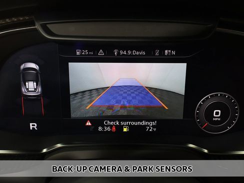 Used 2018 Audi R8 V10 w/ Carbon Exterior Package image 6