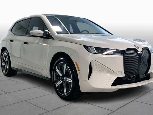 New 2026 BMW iX xDrive45 image 2